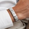 Pulseira em Aço Inoxidável com Detalhe Crocodilo e Estilo Desportivo Icónico 12mm x 21,5 cm