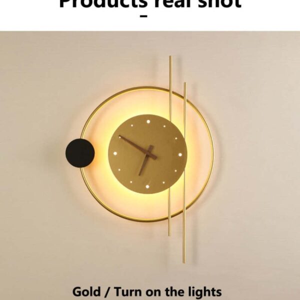 Aplique de Parede com Relógio Nielsen LED Interior em Metal e Acrílico - Preto e Dourado