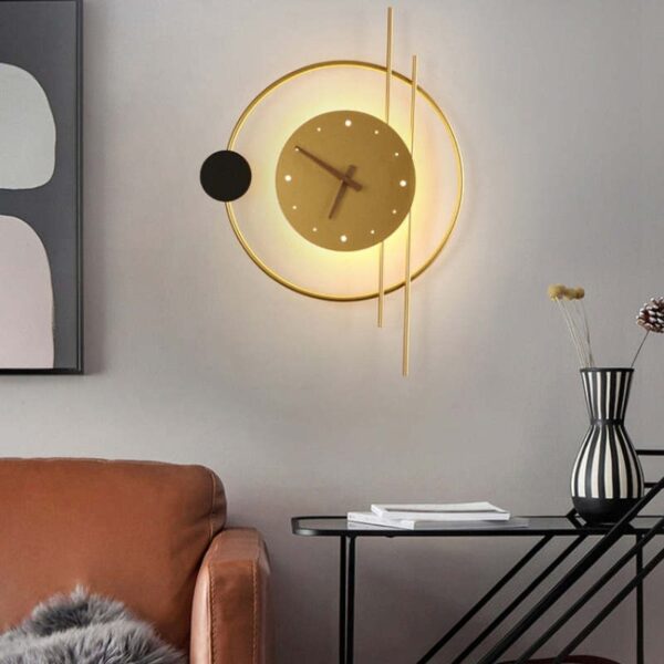 Aplique de Parede com Relógio Nielsen LED Interior em Metal e Acrílico - Preto e Dourado