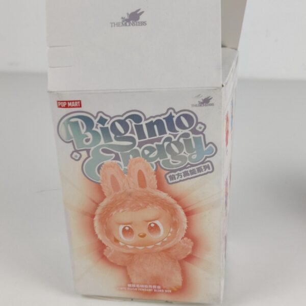 F126X3032_1780404189755_5 Boneco de Peluche Rosa Colecionável com Orelhas de Coelho e Estilo Fantasia