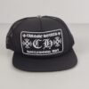 Boné Trucker Premium Preto Estilo Rock de Luxo com Bordado Gótico Contrastante
