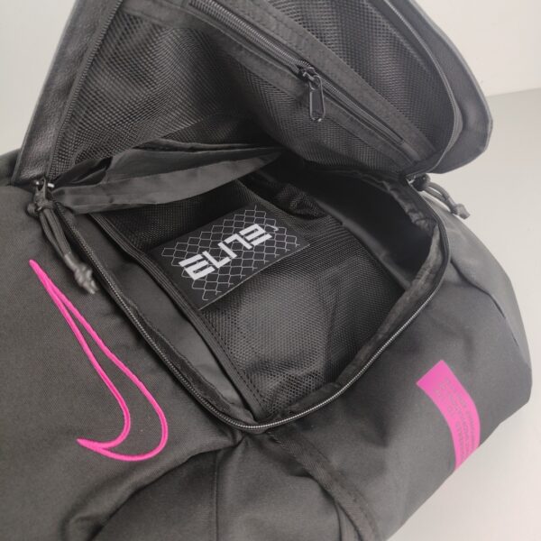 F126X3209_1780581131618_4 (32L) Mochila de Basquetebol Nike Elite Pro Abertura Estilo Duffel - Preto/Rosa
