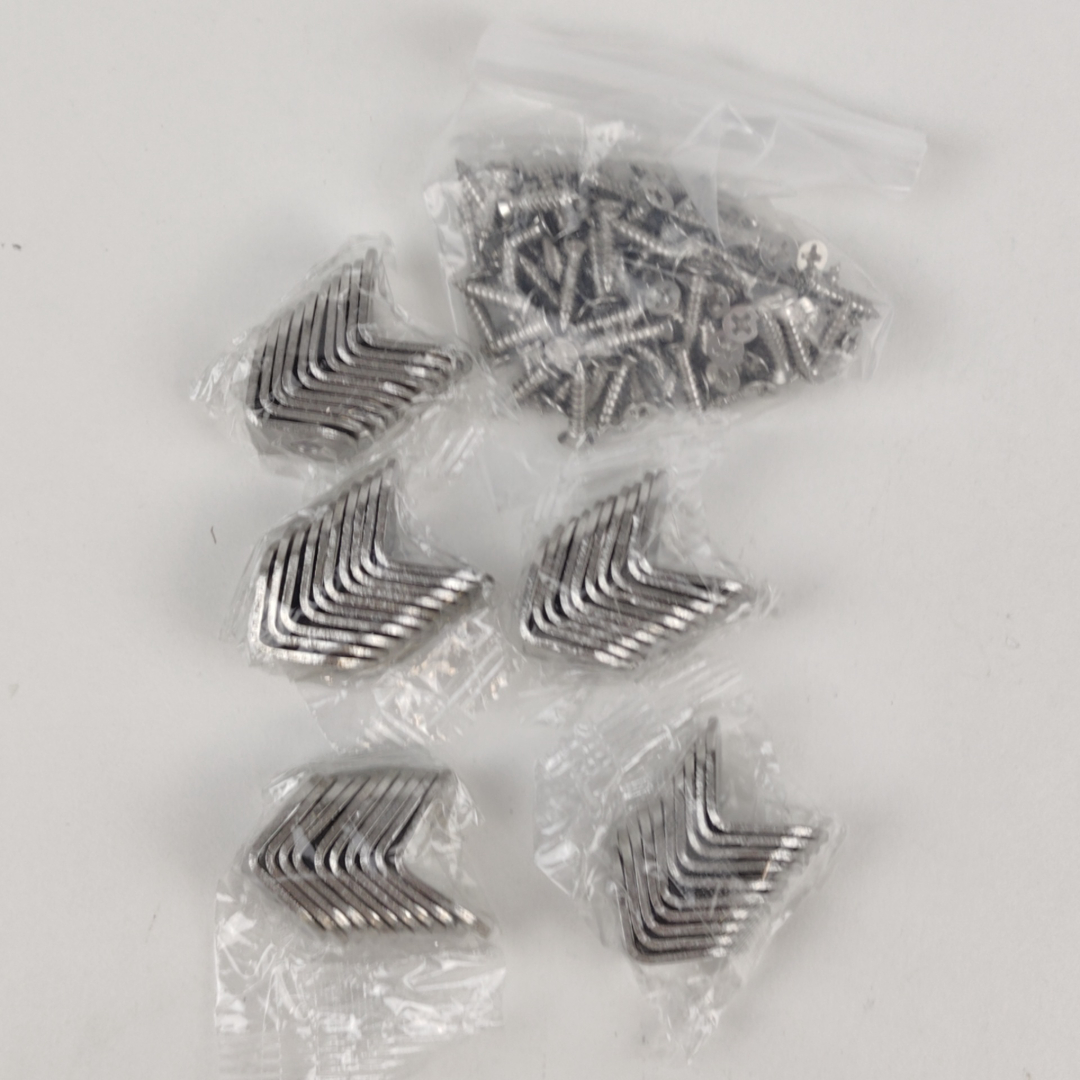 Kit de Cantoneiras Metálicas Em L Com Parafusos