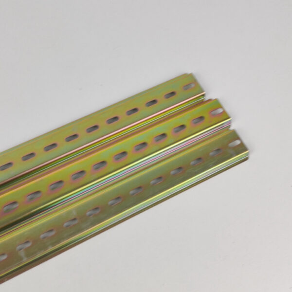 Calha Metálica Perfurada Galvanizada para Fixação