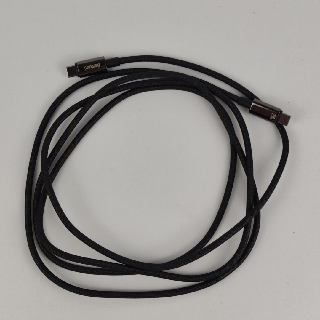 Cabo USB-C Baseus 240W Trançado Preto