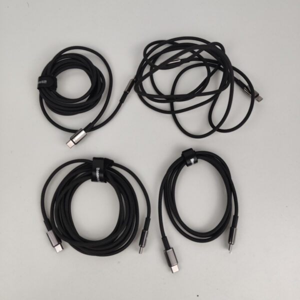 4 Cabos USB-C para USB-C Baseus Em Vários Comprimentos