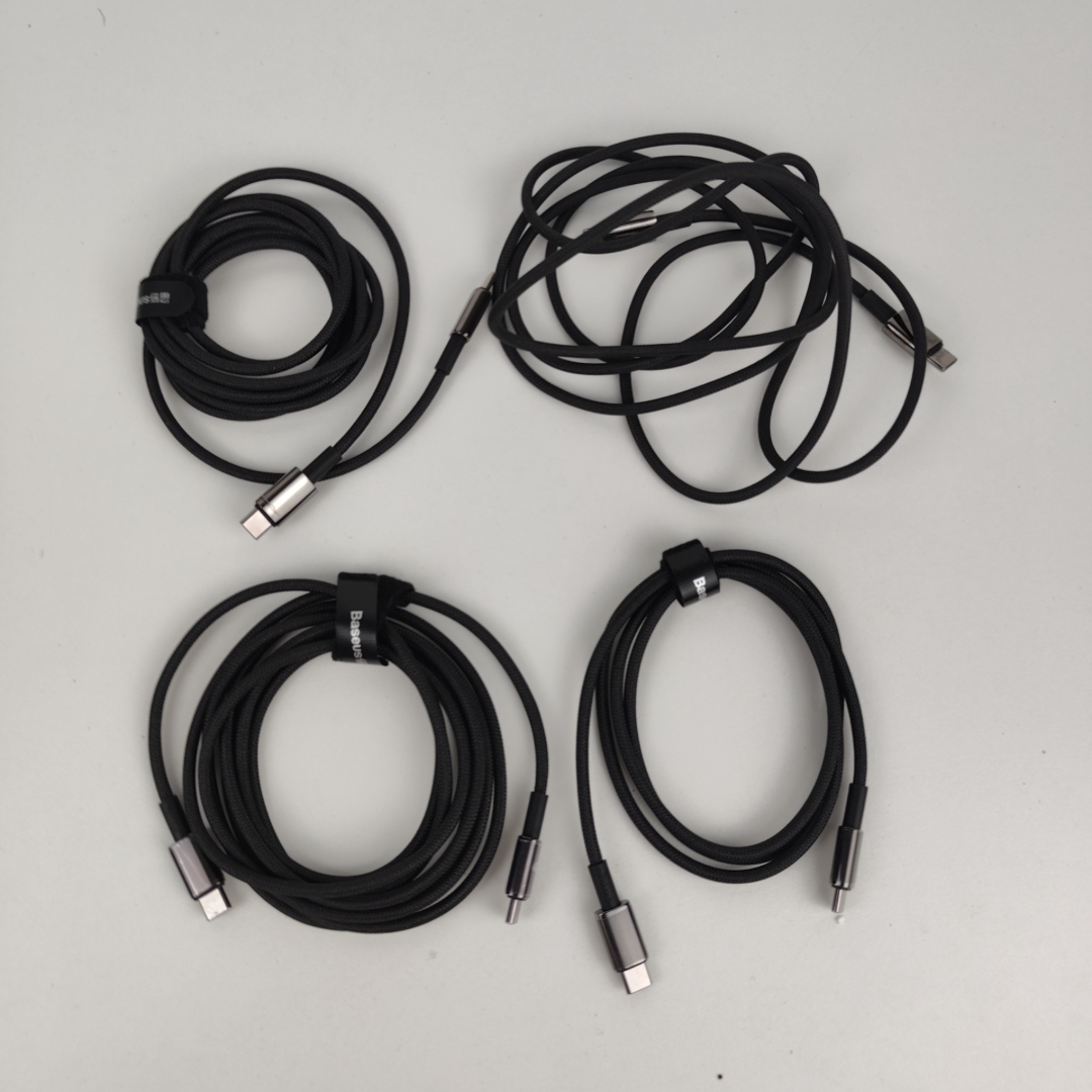 4 Cabos USB-C para USB-C Baseus Em Vários Comprimentos