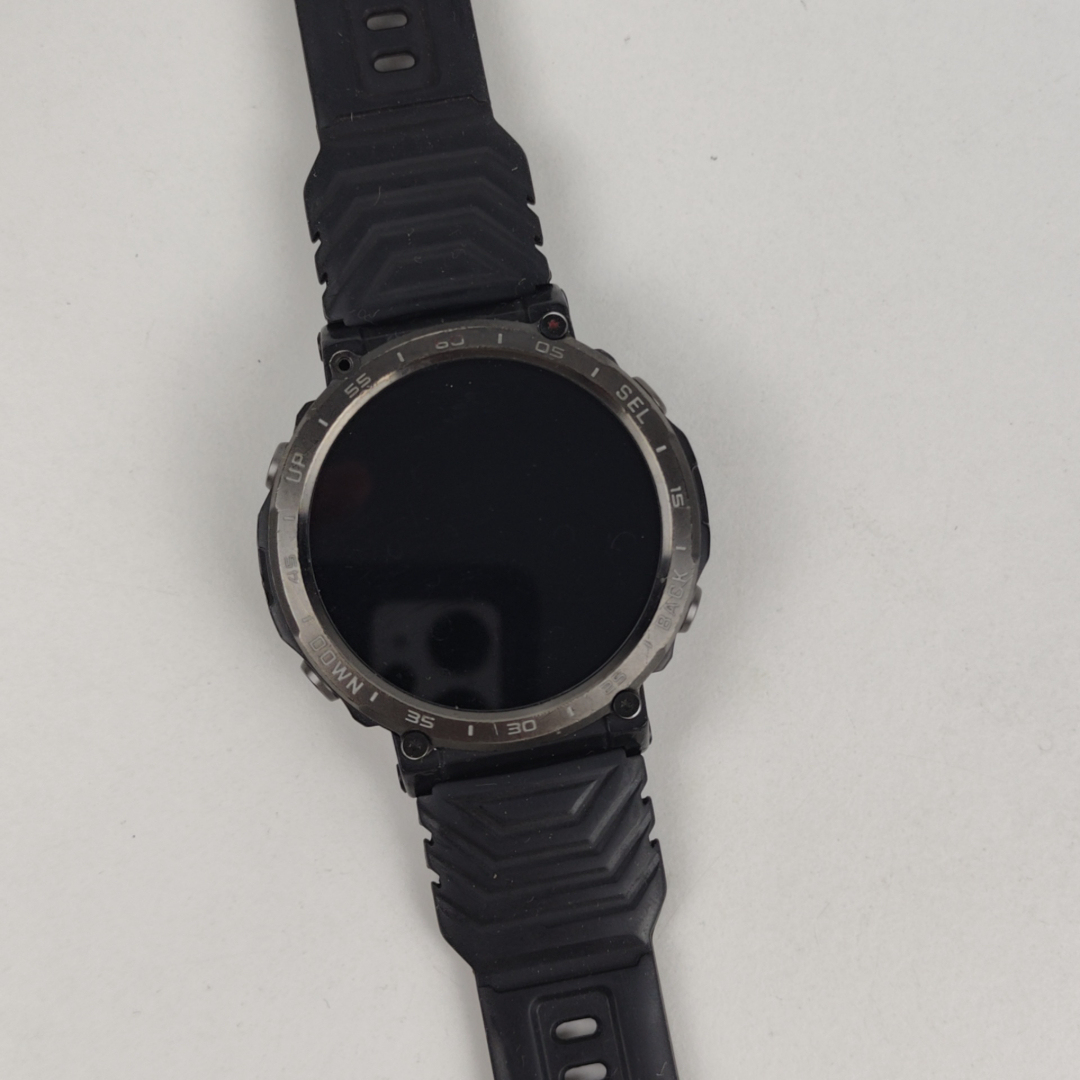 Smartwatch Desportivo Redondo Com Bracelete Preta