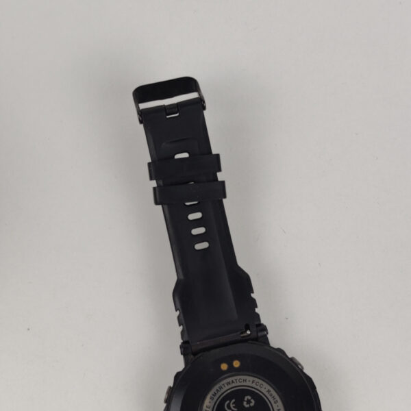 Smartwatch Desportivo Redondo Com Bracelete Preta