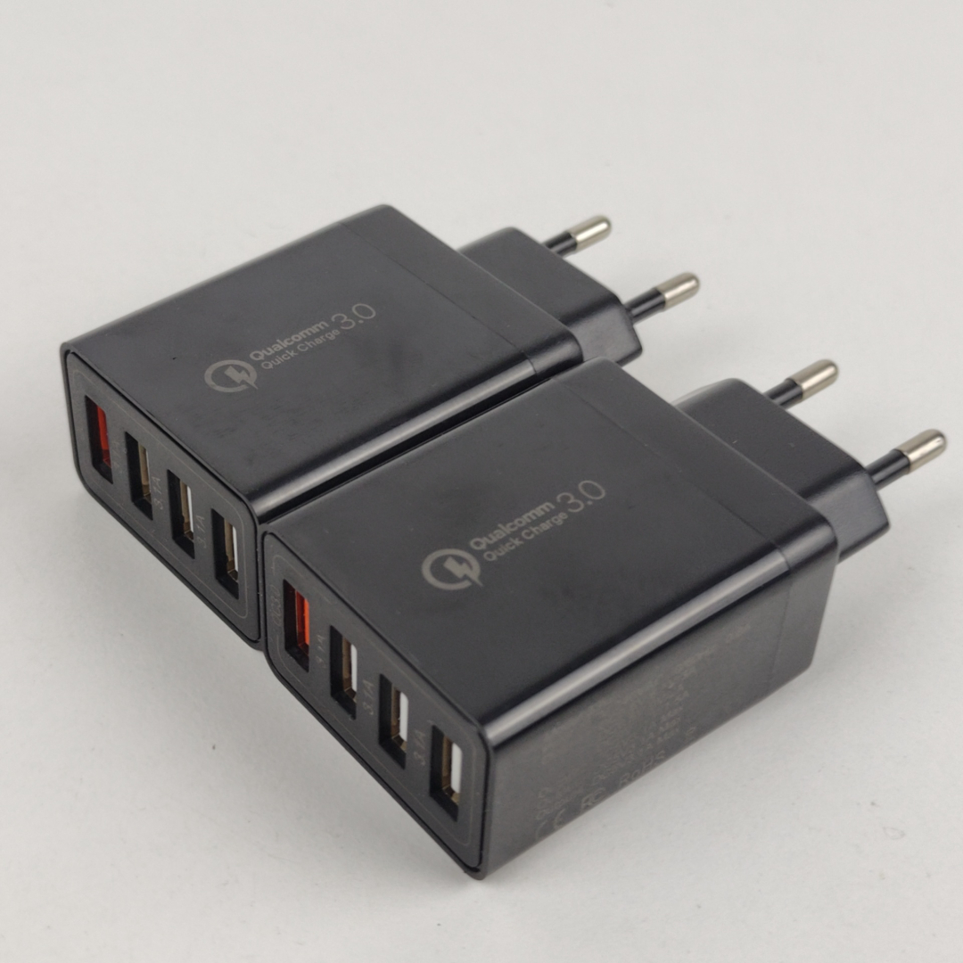 Carregador USB de Parede 4 Portas Quick Charge 3.0 33W