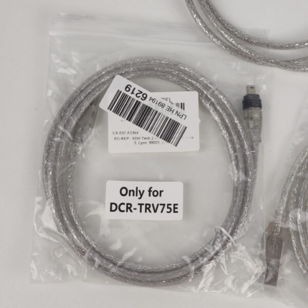 F126X3680_1782325921777_1 (x3) Cabo USB para DCR-TRV75E