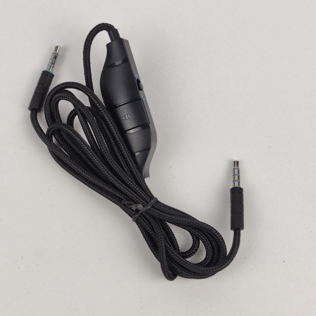 Cabo Adaptador Áudio 3.5 Mm Com Controlo Em Linha