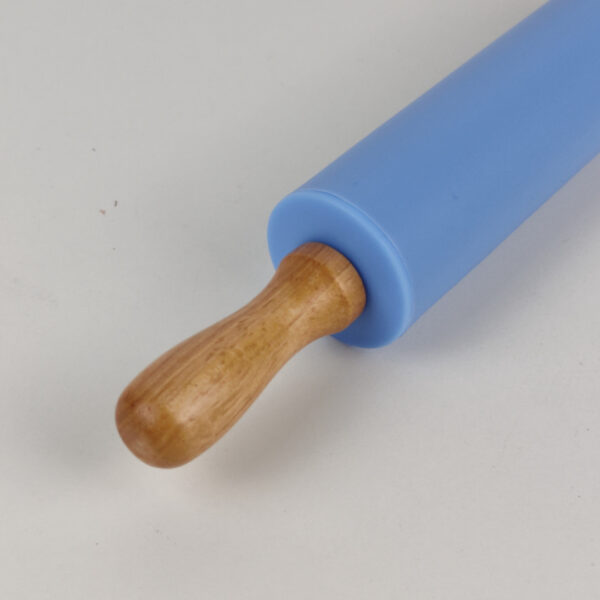 Rolo de Cozinha Em Silicone Com Pega de Madeira