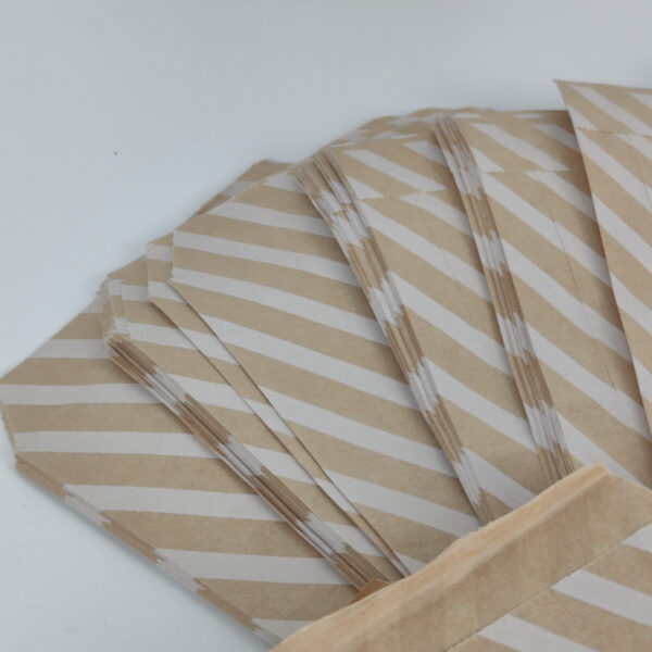 F126X3841_1782467521754_4.jpg Pack Sacos de Papel Com Riscas para Embalagem 17x12 cm