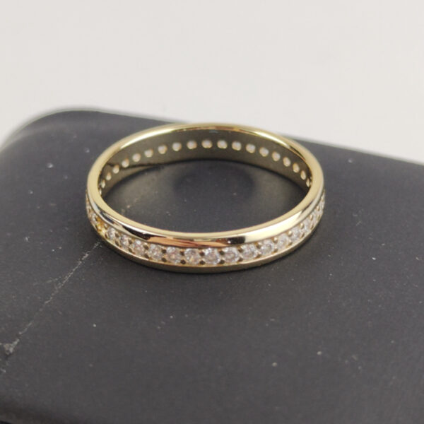 F126X3966_1782494154186_2.jpg Anel Dourado Com Pedras