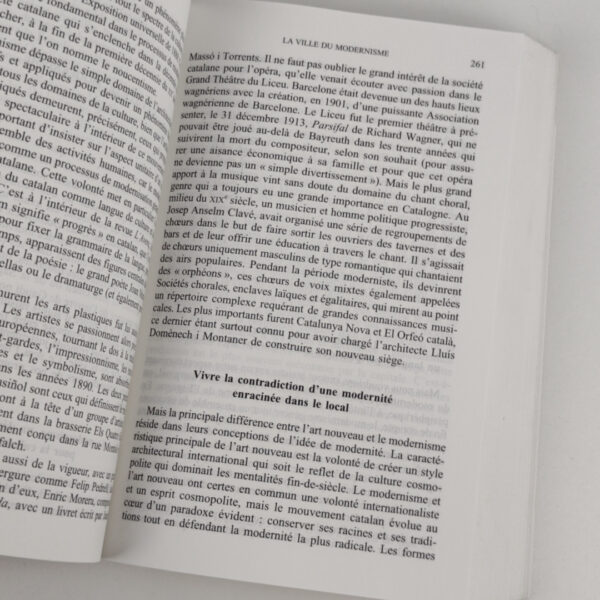 F126X3998_1782558080990_6 Livro História Barcelone - Francês - Pierre Ducrozet