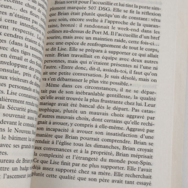 F126X4003_1782558535044_5 Livro Ficção Científica Axis (Francês) - Robert Charles Wilson