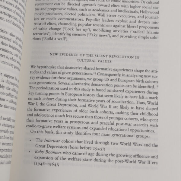 Livro Cultural Backlash Inglês - Pippa Norris e Ronald Inglehart