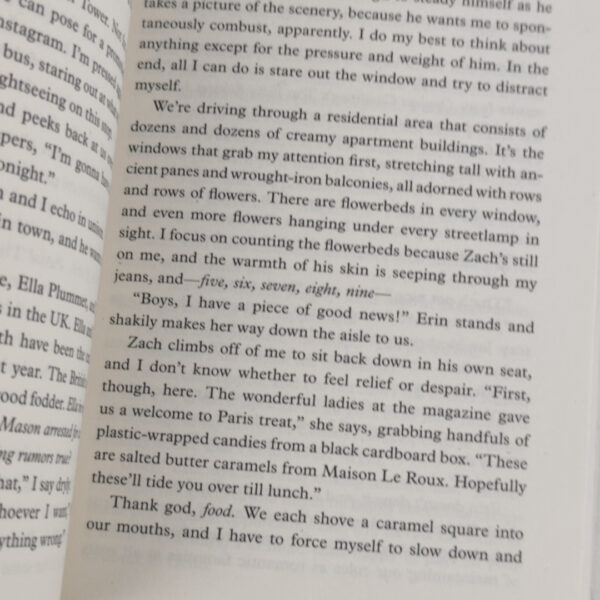 Livro Romance If This Gets Out Inglês - Sophie Gonzales & Cale Dietrich