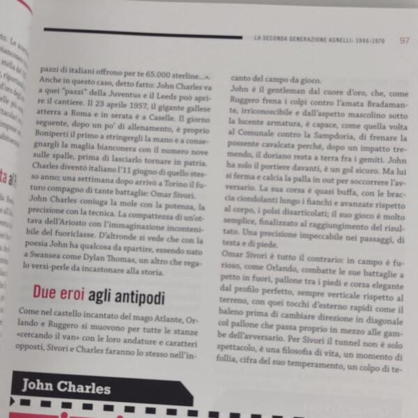 Livro História Juventus FC 1897 Italiano - Massimo Bocchiola Andrea de Benedetti Corrado Del Bò Davide Ferrari