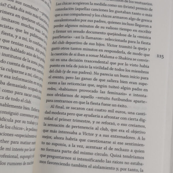 Livro Thriller Nadie Nos Oye Espanhol - Nando López