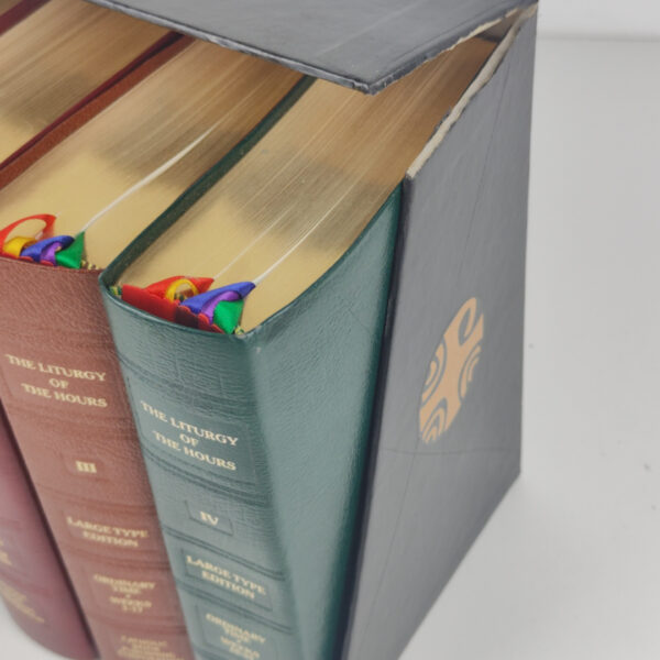 Livro Liturgia Das Horas Inglês - Catholic Book Publishing Corporation