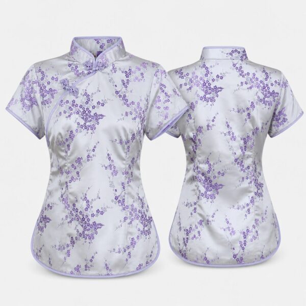 (L) Blusa Tradicional com Estampado Floral - Branco e Lilás
