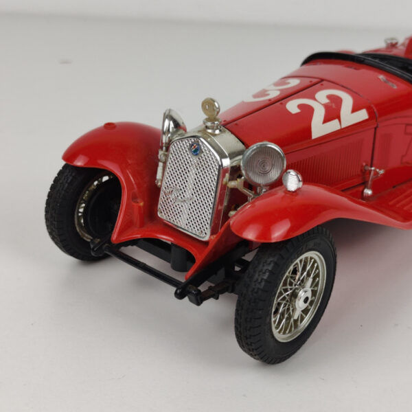Carro Em Miniatura Alfa Romeo 2300 Spider 1932 1:18 Bburago