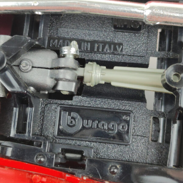 Carro Em Miniatura Alfa Romeo 2300 Spider 1932 1:18 Bburago